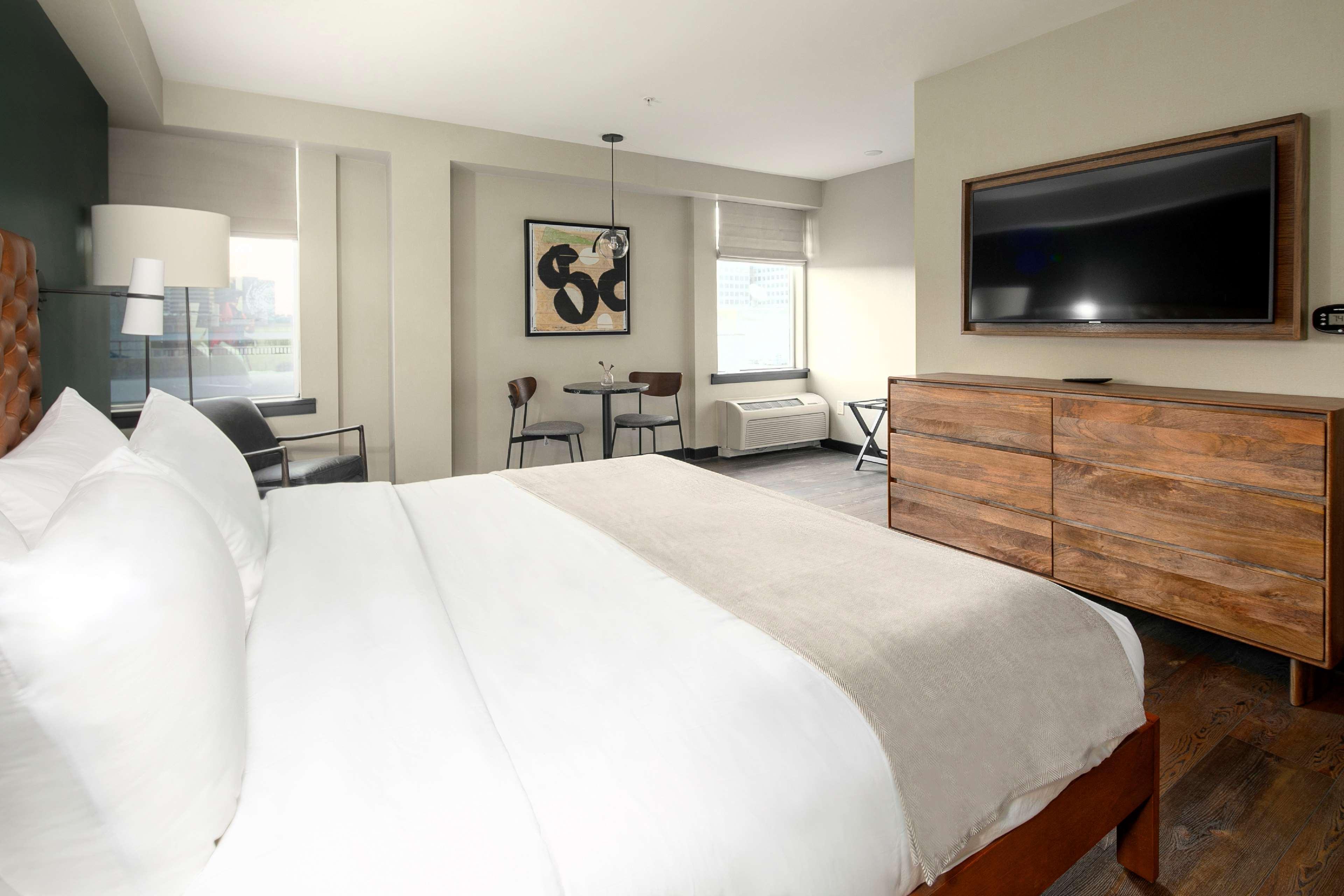 Hotel The Lloyd Stamford, Tapestry Collection By Hilton Esterno foto