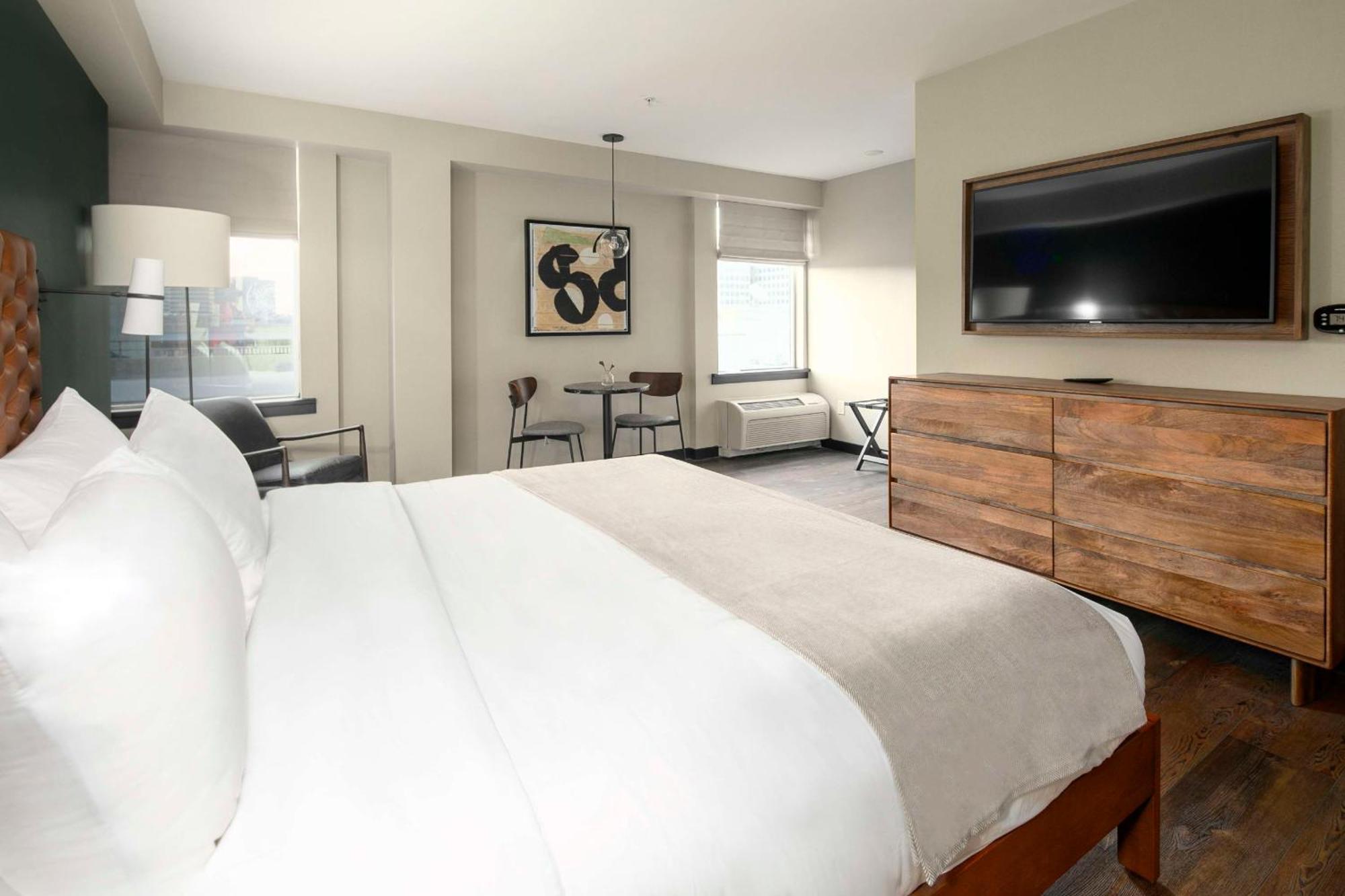 Hotel The Lloyd Stamford, Tapestry Collection By Hilton Esterno foto